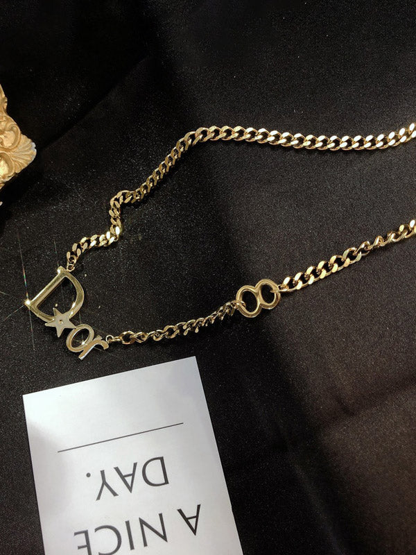 سلسال ديور ذهبي ستار سلسال dior