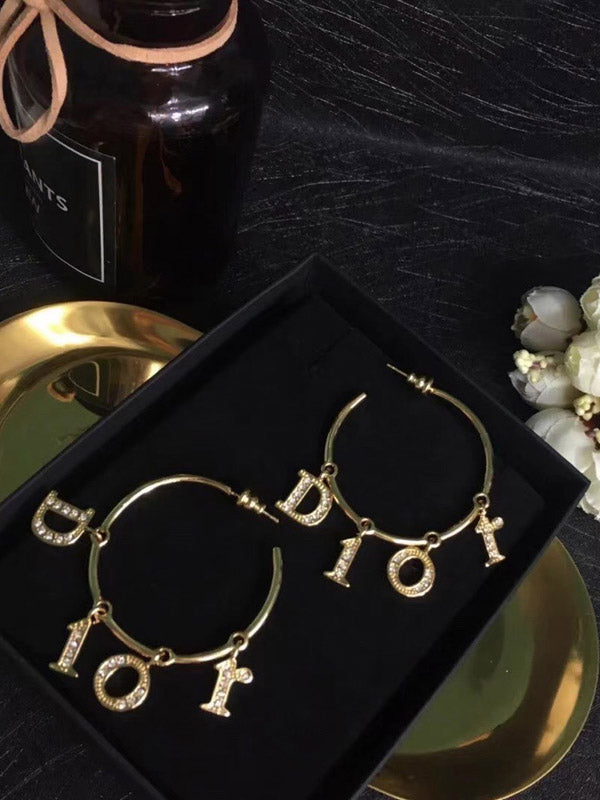 حلق ديور مدور كبير حلق dior