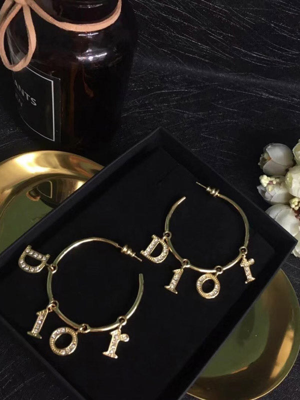 حلق ديور مدور كبير حلق dior