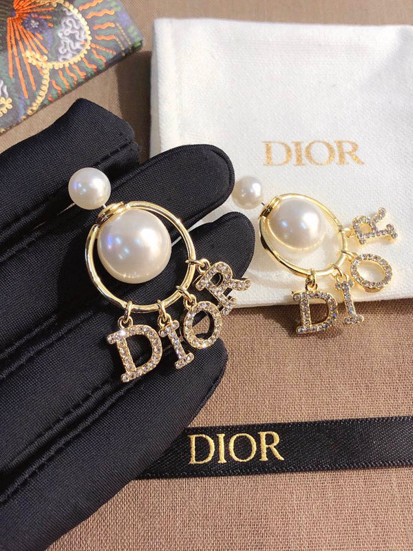 حلق ديور مدور لولو ذهبي حلق dior