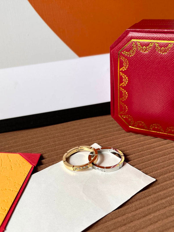 دبلة كارتير ناعمة لوقو خواتم CARTIER