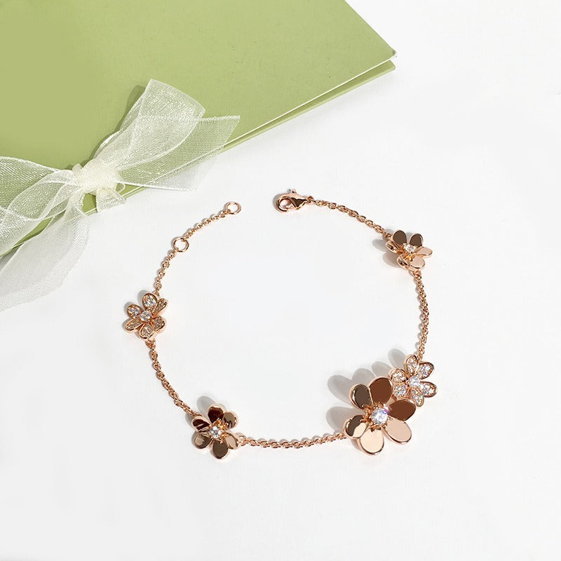 اساور فان كليف زركون ورود اسواره van cleef
