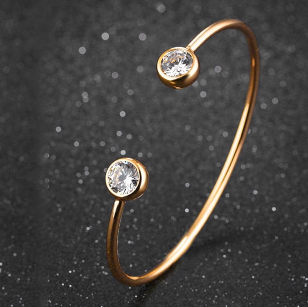 اسوارة كارتير سوليتير بانقل اسواره متوفر 2 لون ذهبي