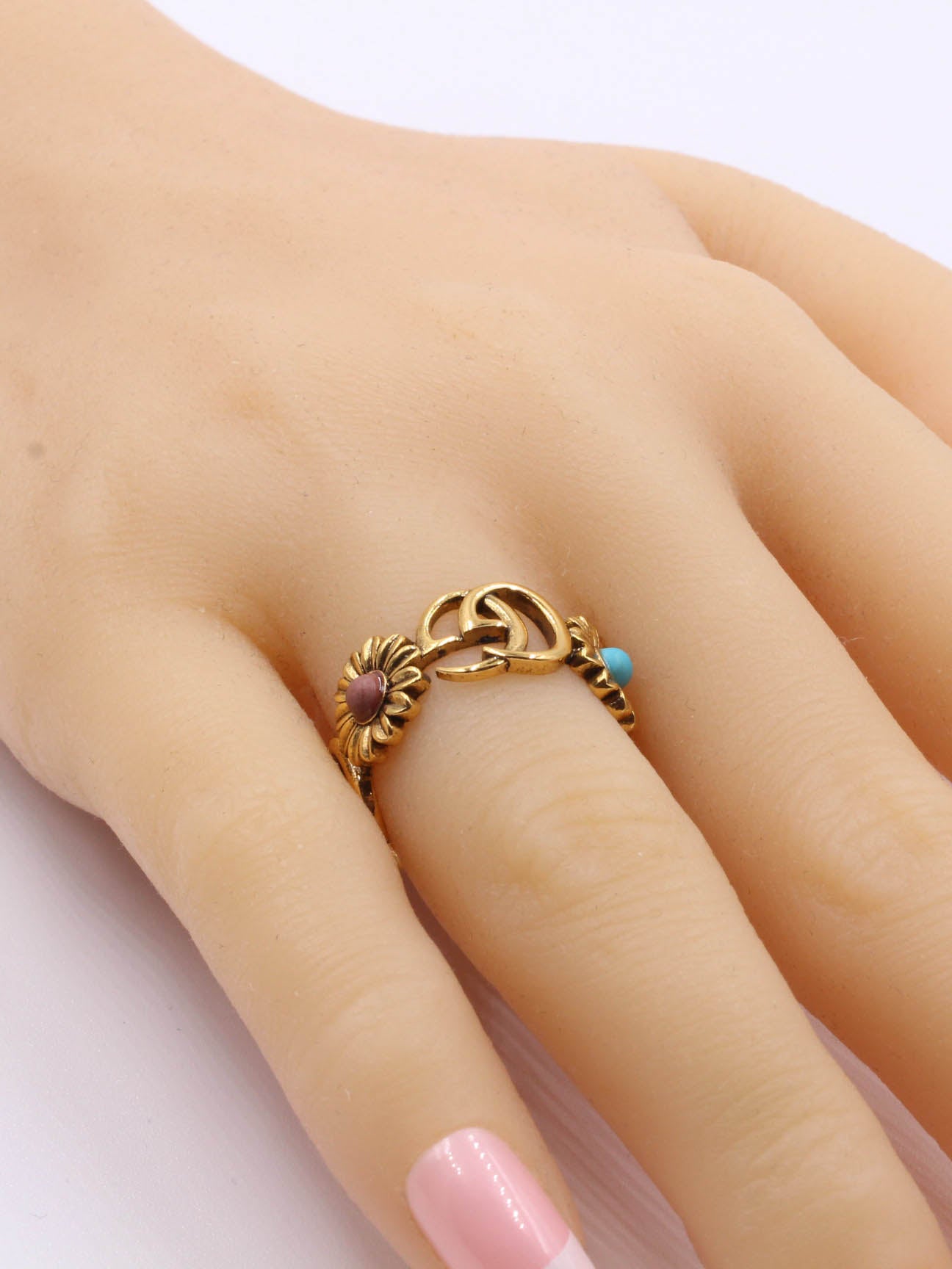 خاتم قوتشي احجار ملونة خواتم gucci