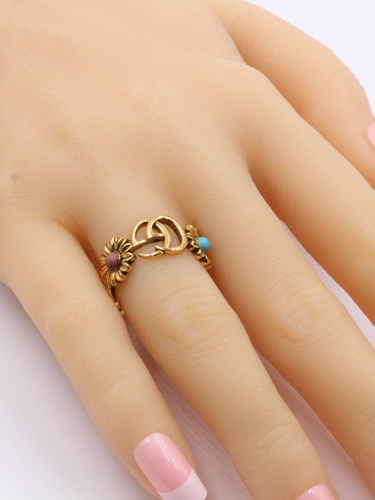 خاتم قوتشي احجار ملونة خواتم gucci