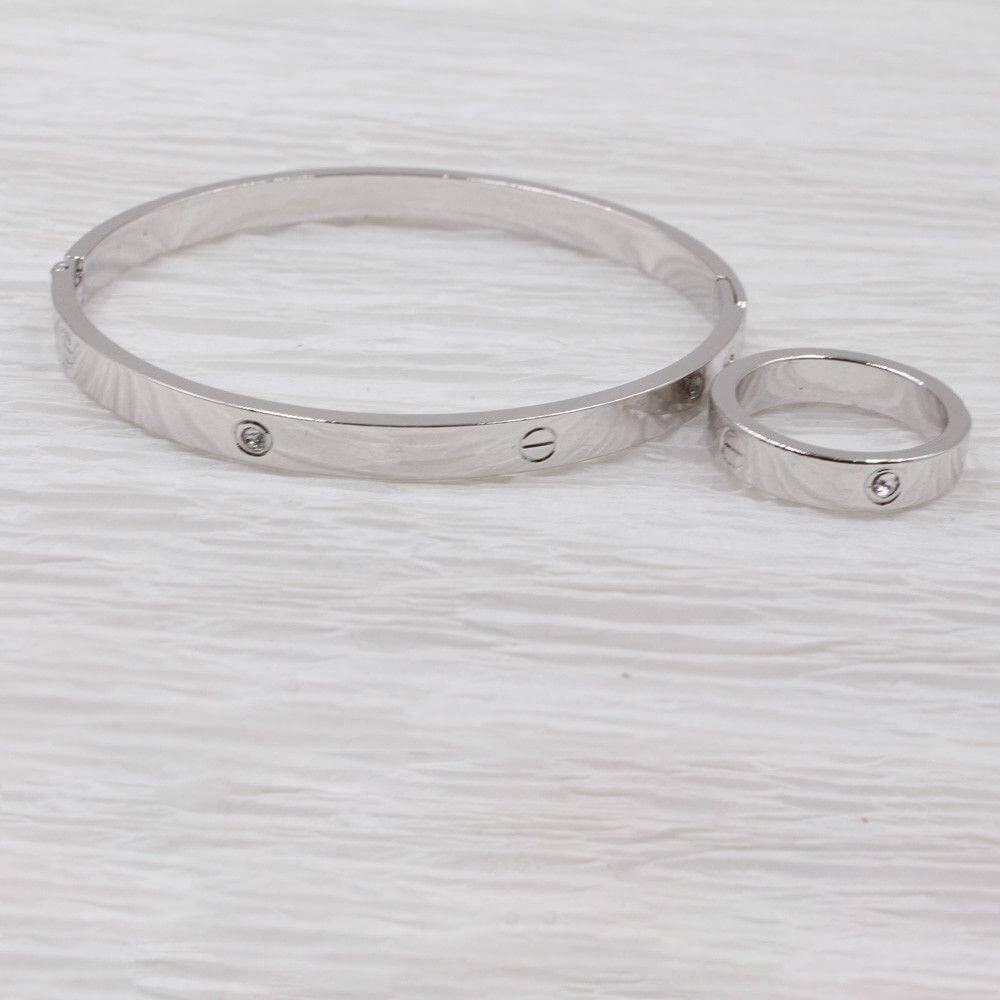 اسواره كارتير مع خاتم اسواره متوفر 2 لون فضي