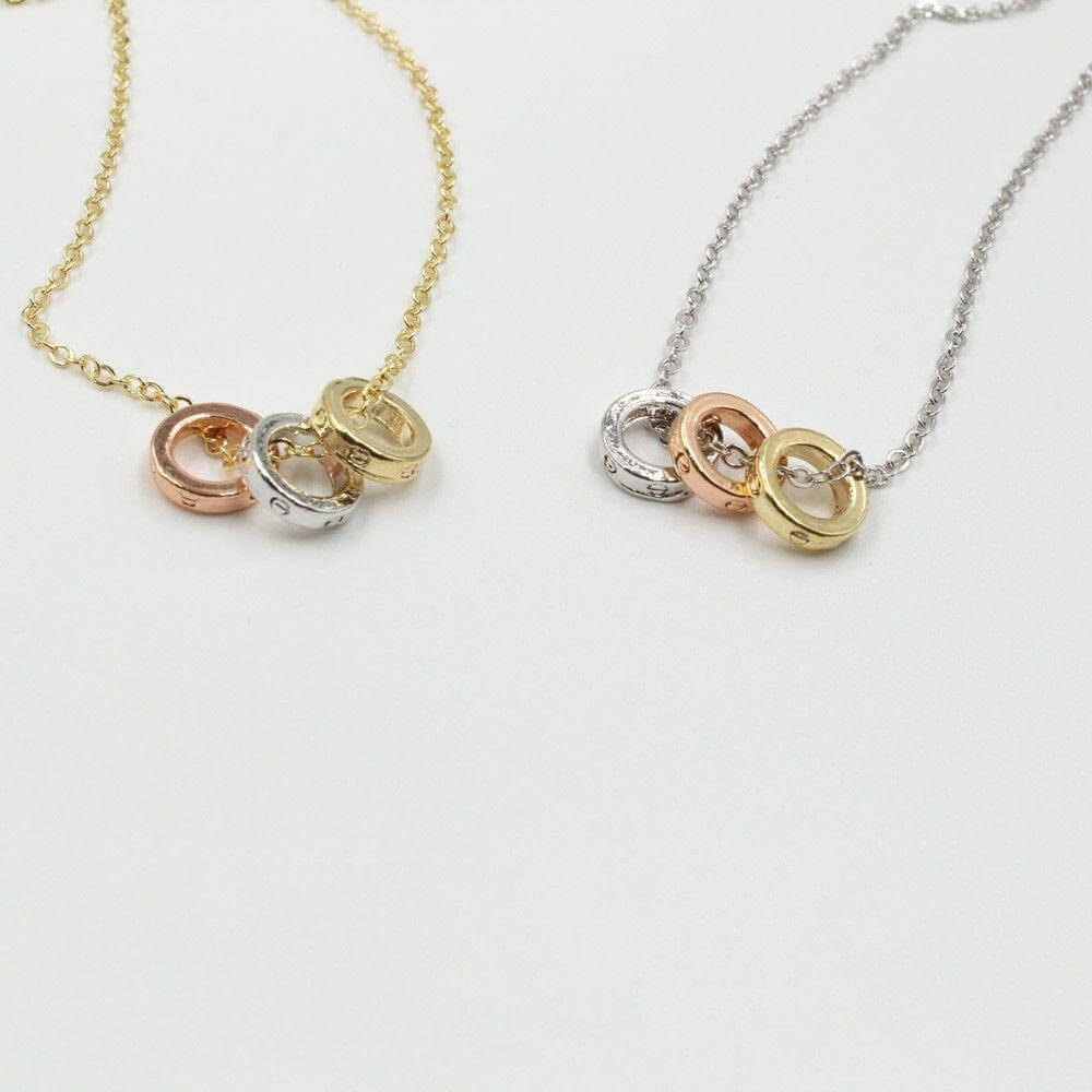 سلسال حلقات ملونه كارتير كوري سلسال متوفر 2 لون