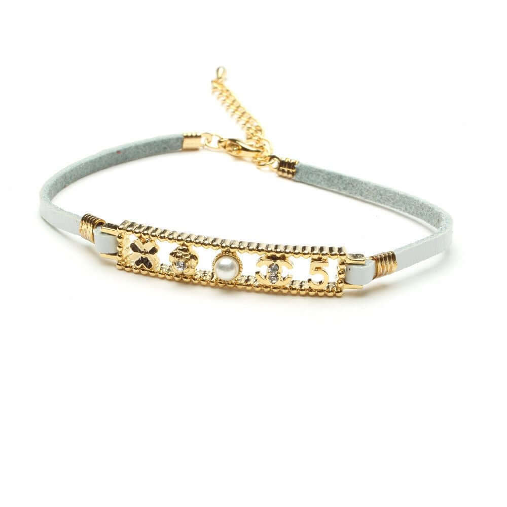 اسواره شانيل جلد اسواره chanel ابيض