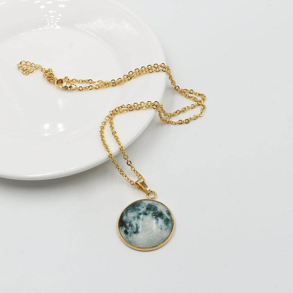 سلسال القمر المضيء كبير سلسال متوفر 2 لون