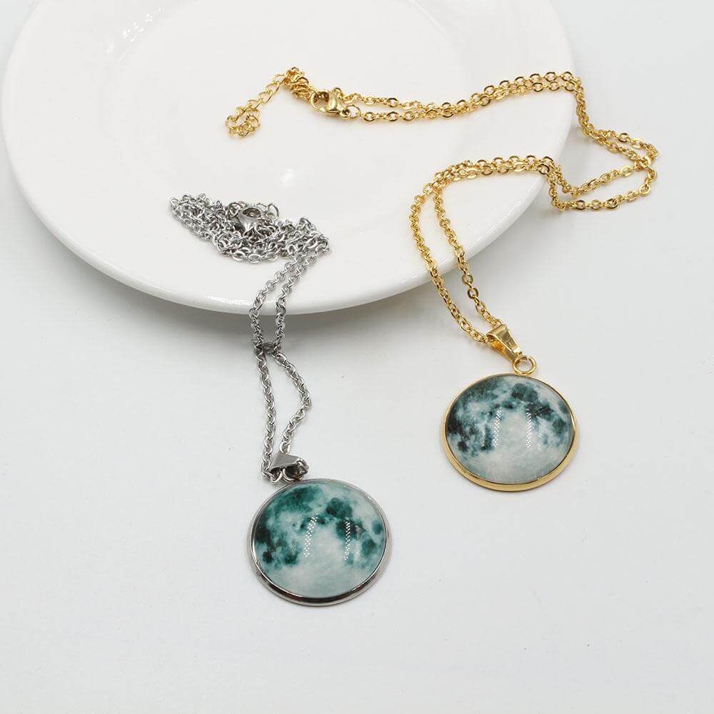 سلسال القمر المضيء كبير سلسال متوفر 2 لون