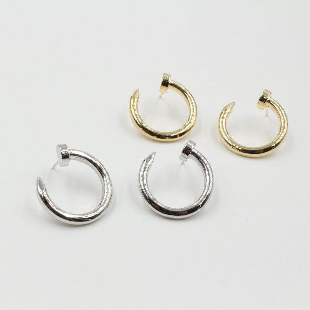 حلق كارتير مسمار مدور كبير حلق CARTIER