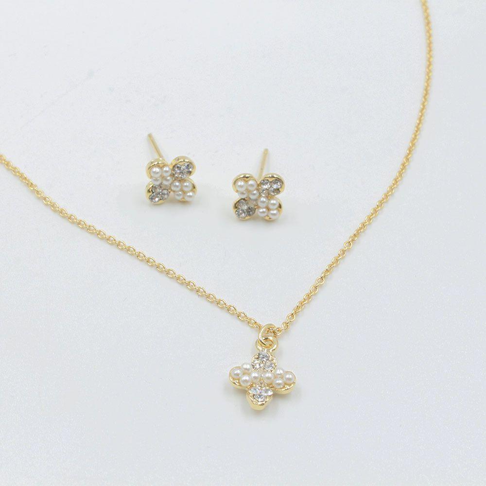 طقم فان كليف ناعم اطقم متوفر 2 لون ذهبي