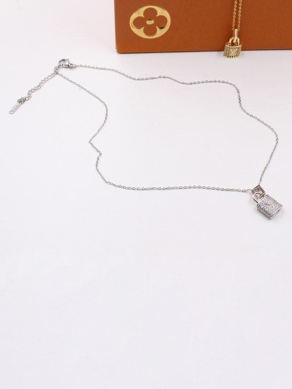 سلسال لويس فيتون لوك ناعم سلسال louis vuitton فضي