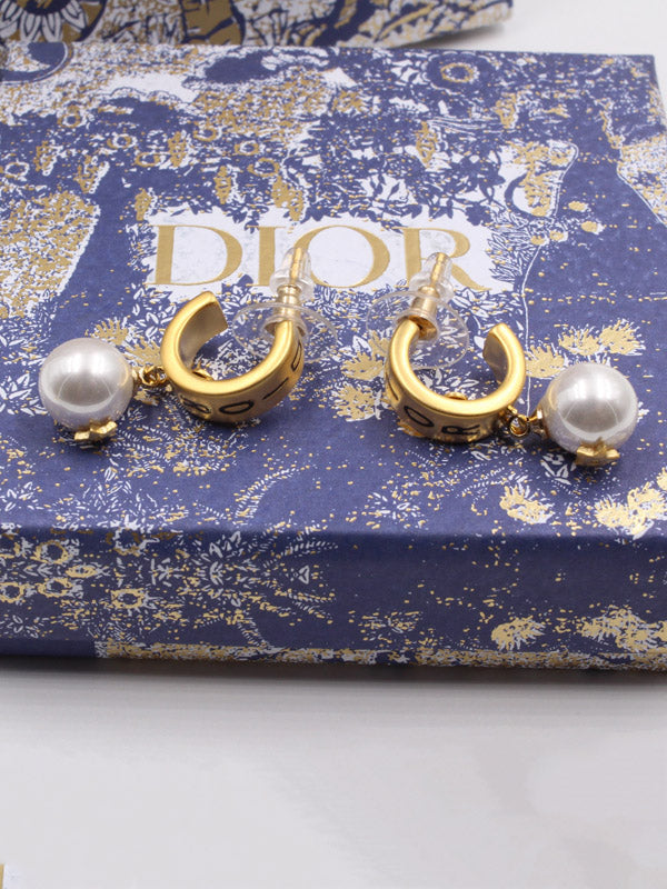 حلق ديور قولد بيرل كيرف حلق dior
