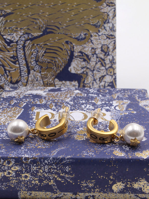 حلق ديور قولد بيرل كيرف حلق dior ذهبي