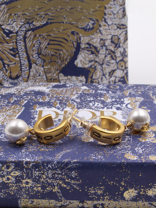 حلق ديور قولد بيرل كيرف حلق dior