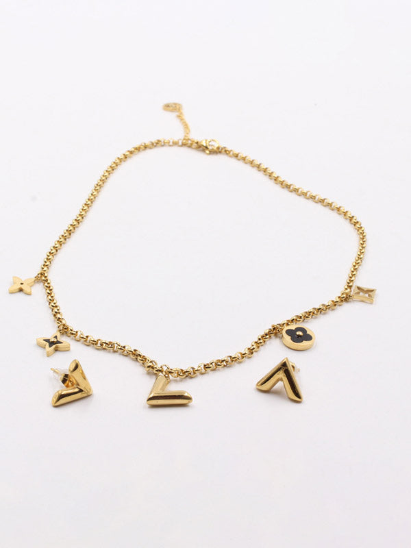 طقم لويس فيتون V ناعم اطقم louis vuitton