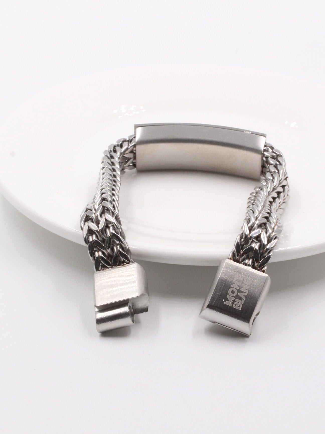 اساوِر مونت بلانك سلفر ميتال رجالي اسواره mont blank