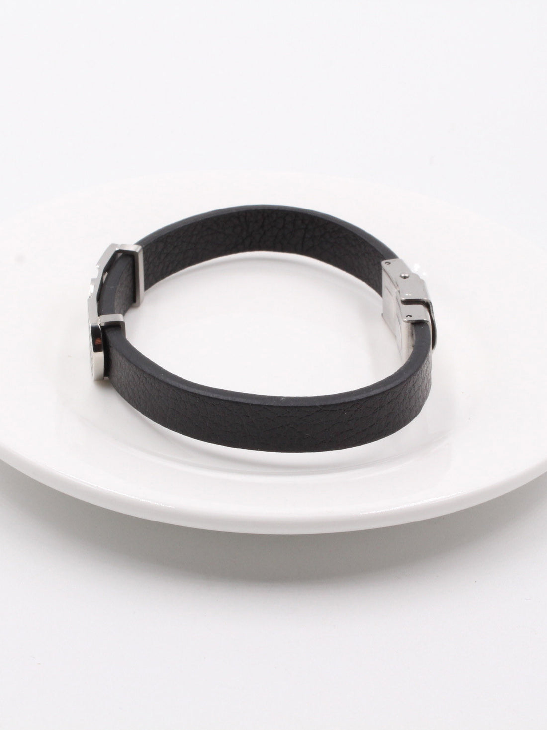 اساوِر كارتير سلفر ميتال ليذر رجالي اسواره CARTIER