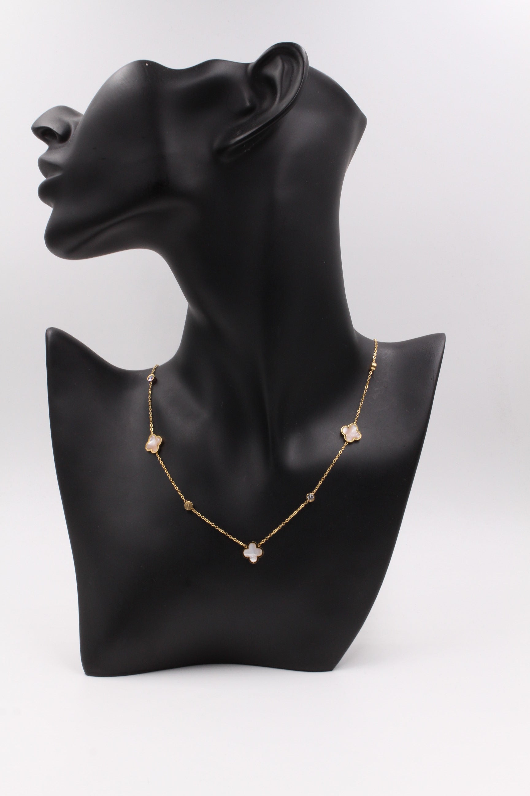 سلسال فانكليف كريستال وحجر ملون سلسال jewel ابيض