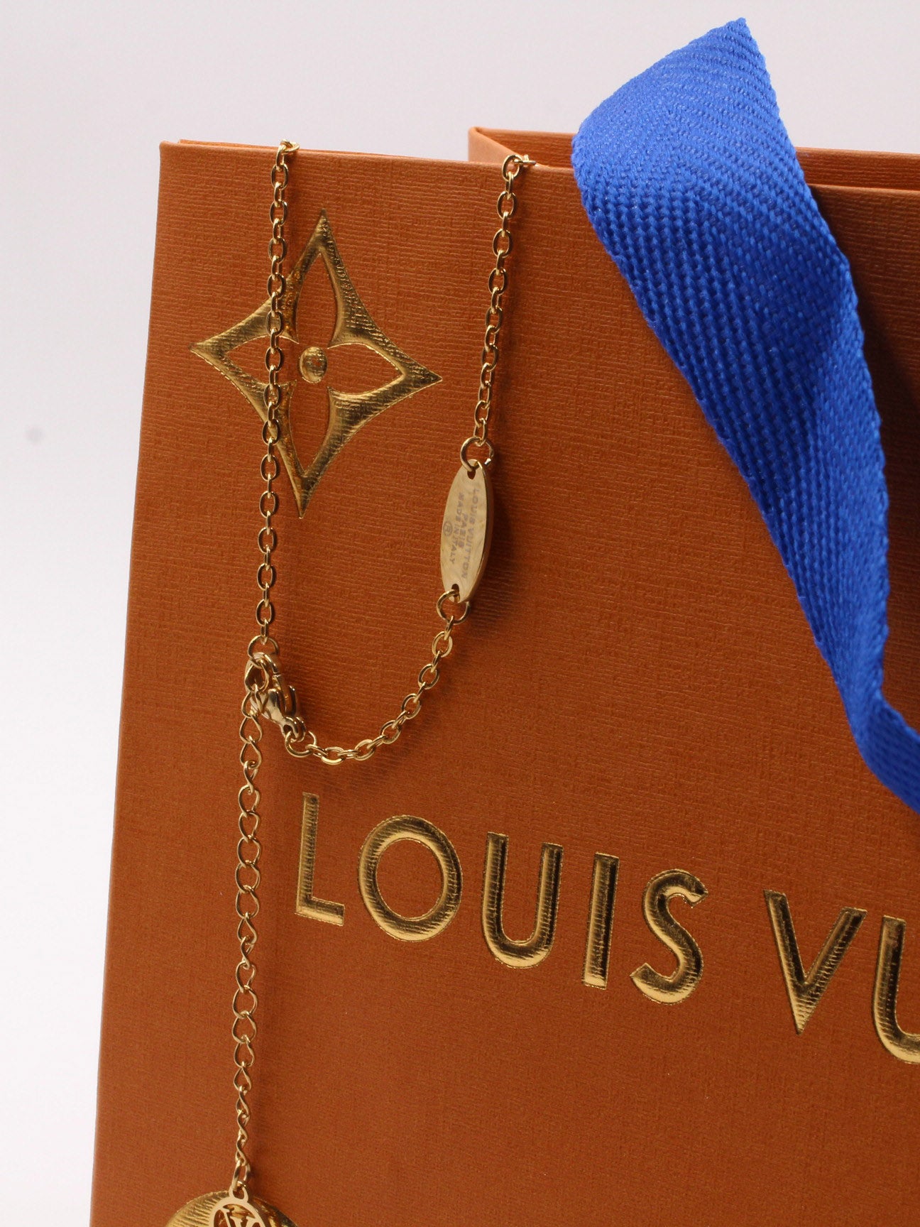 اساور لويس فيتون سيركل لوقو اسواره louis vuitton