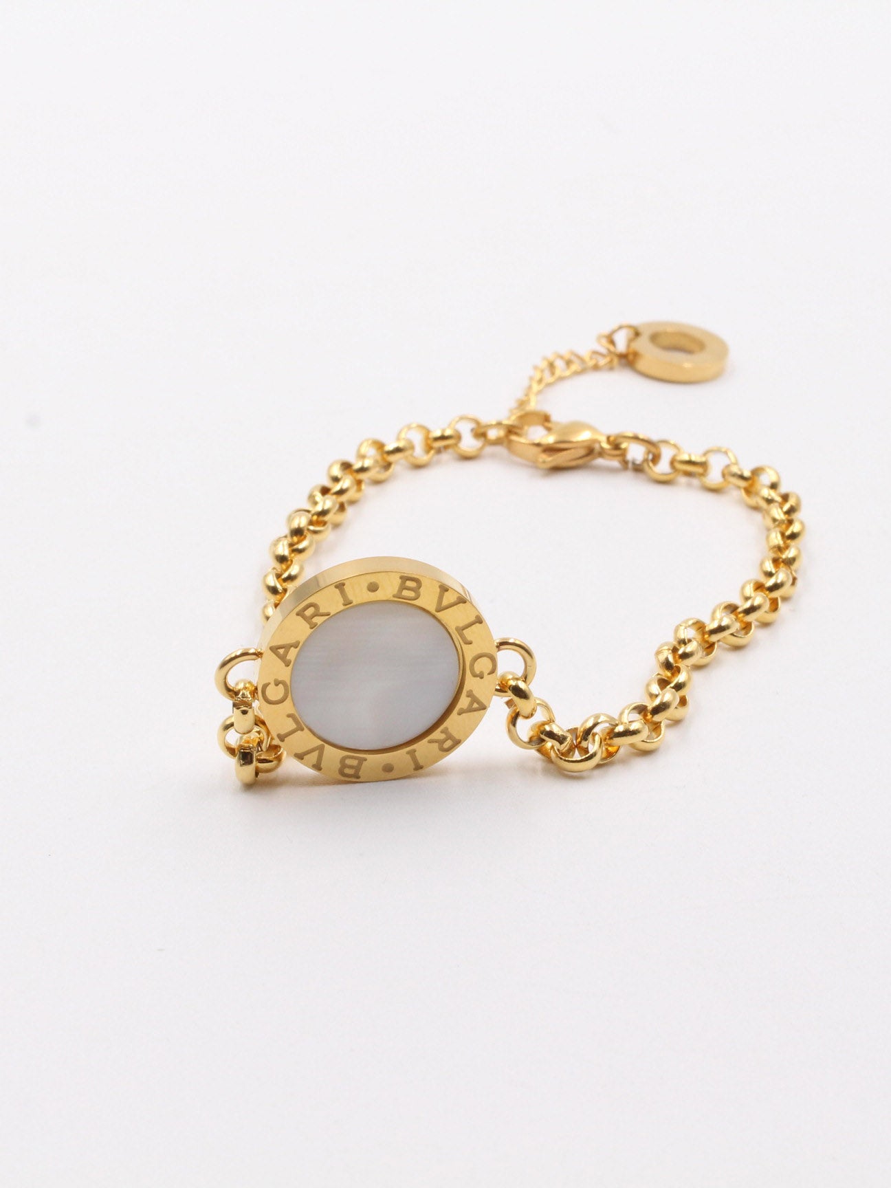 اساوِر بولغاري وايت شيل اسواره bvlgari ذهبي