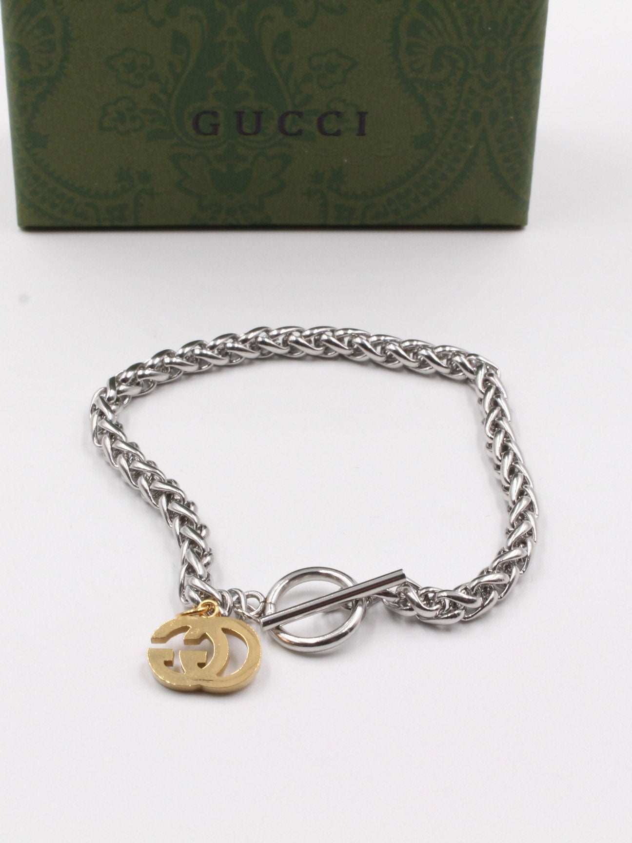 اساور قوتشي جنزير كريستال اسواره gucci