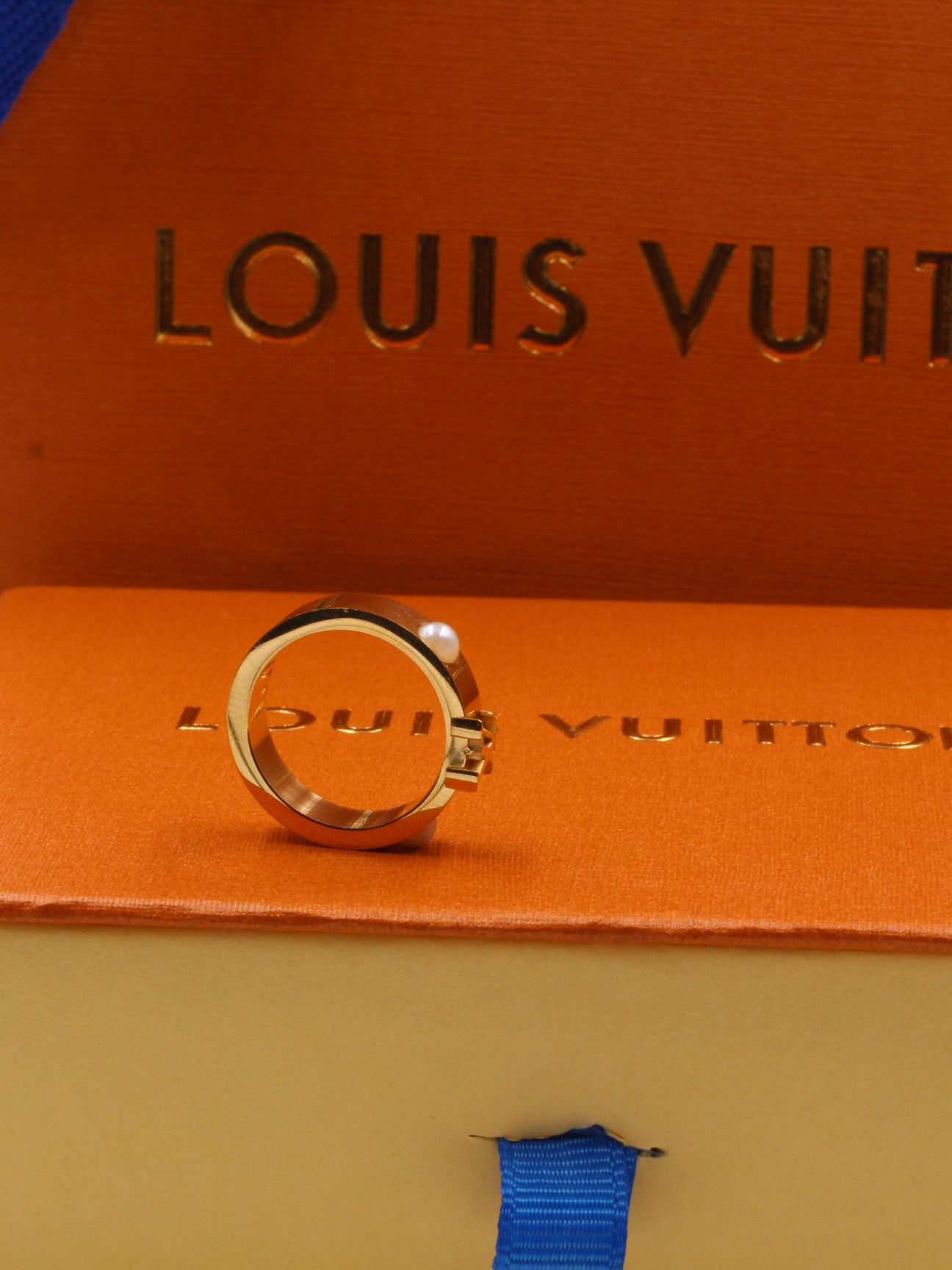 خاتم لويس فيتون بيرل لوقو خواتم louis vuitton