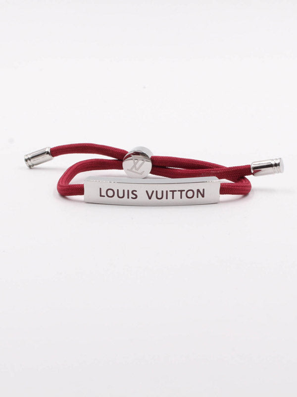 اسواره لويس فيتون ليذر لوقو فضي اسواره louis vuitton عنابي
