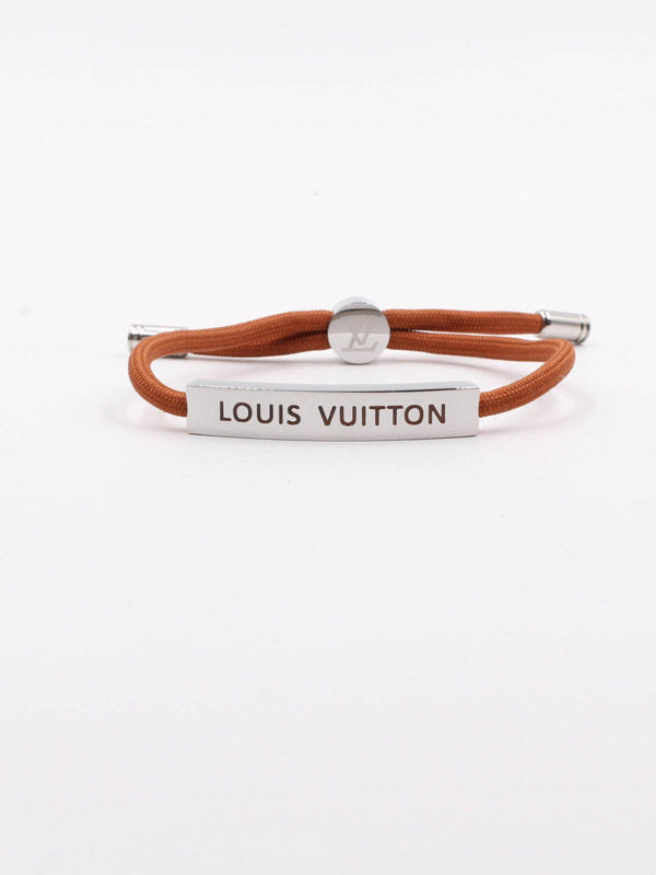 اسواره لويس فيتون ليذر لوقو فضي اسواره louis vuitton بني
