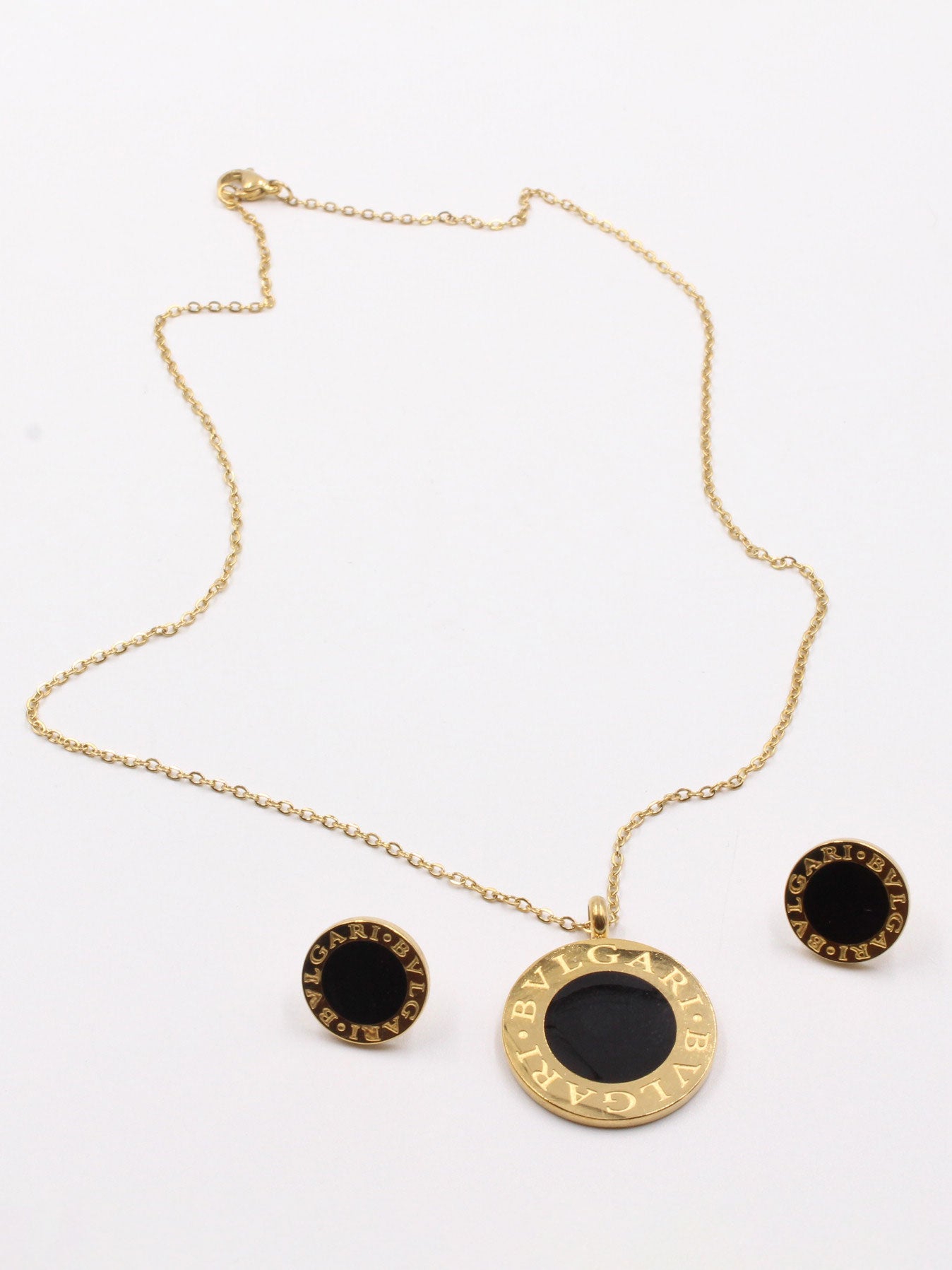 طقم بولغاري مدور كينق بندنت اطقم bvlgari