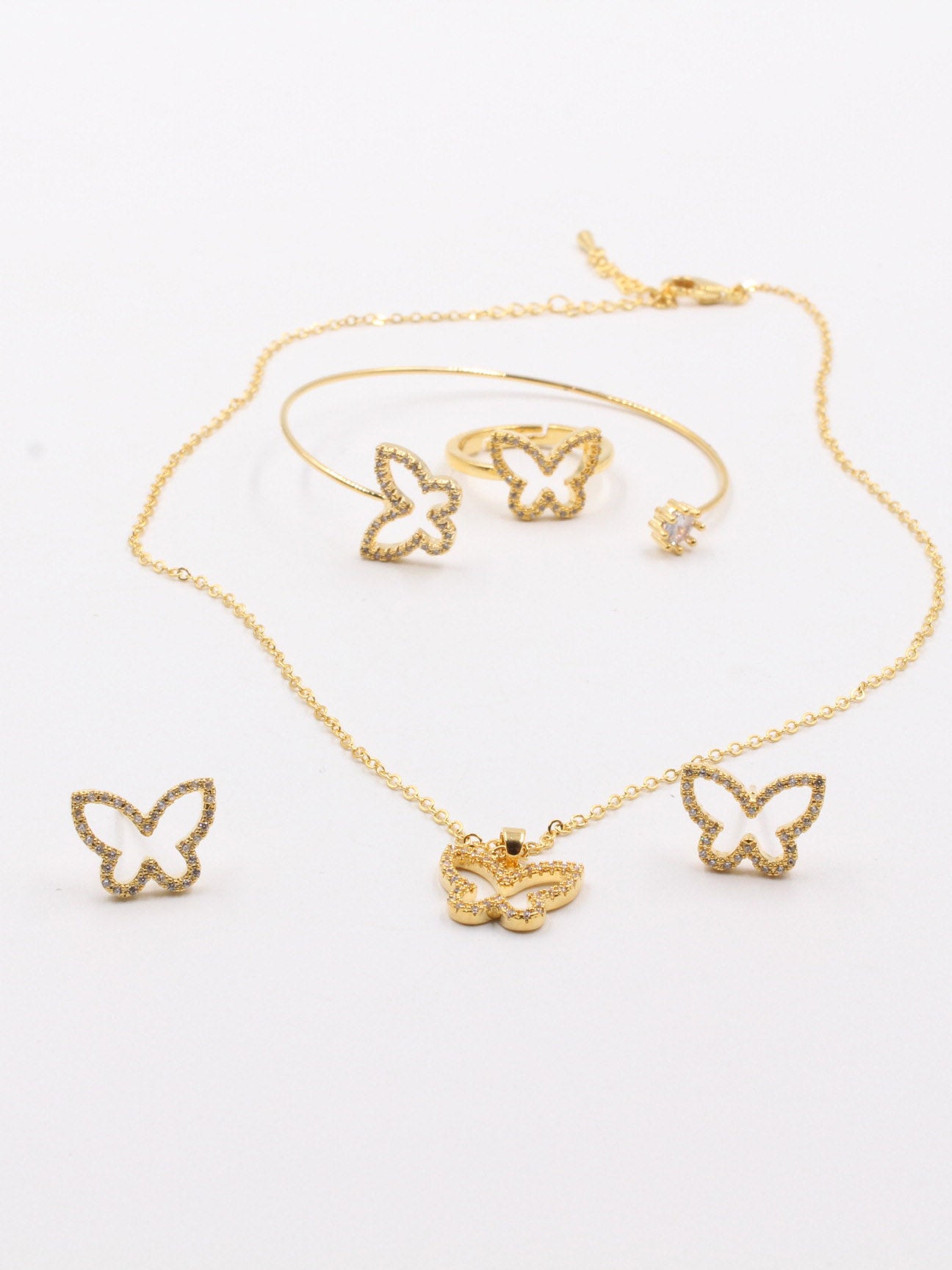 طقم فراشه اطفال 4 قطع اطقم jewel ذهبي