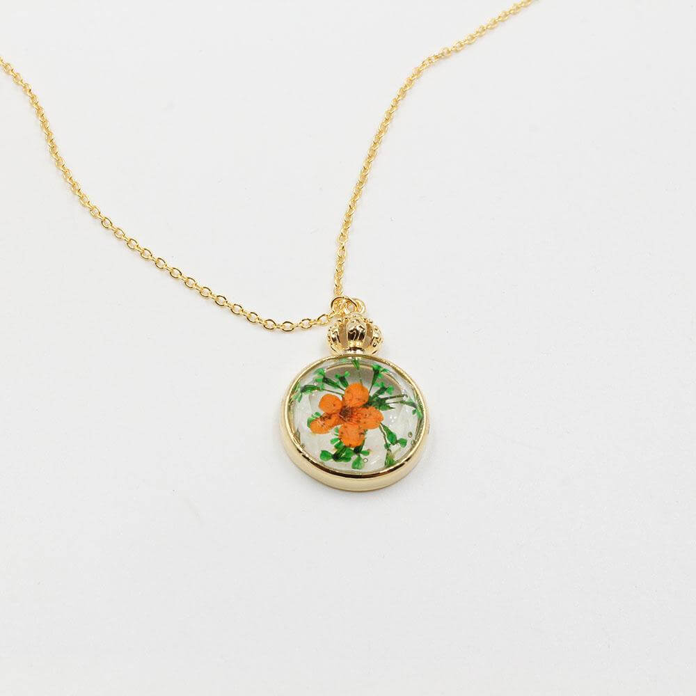 سلسال فلاورز اند كراون سلسال متوفر 6 الوان