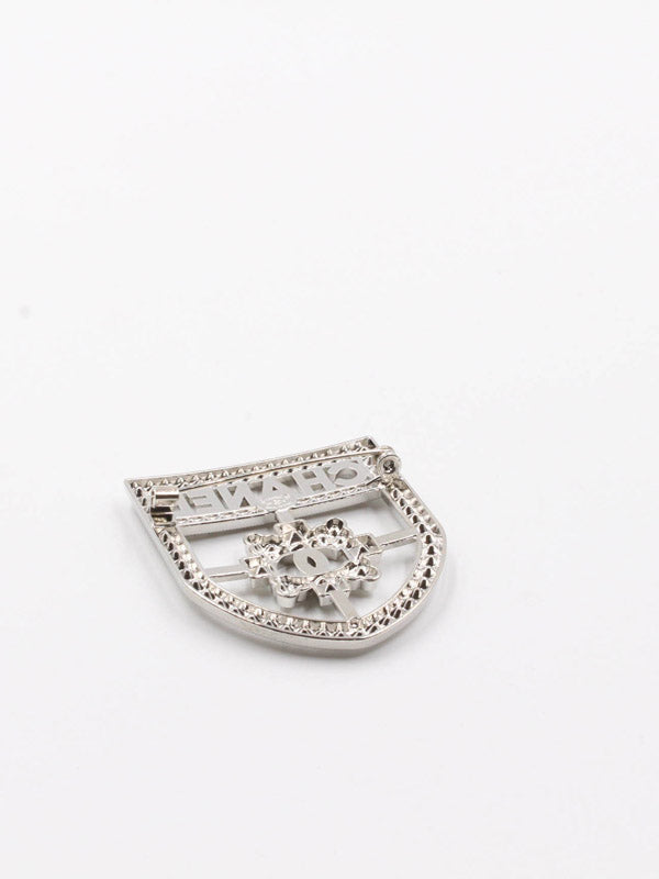 بروش ماركة شانيل كريستال بروش chanel