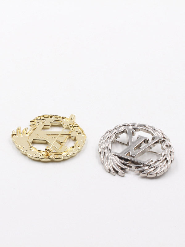 بروش ماركة لويس فيتون مدور ميتال بروش louis vuitton