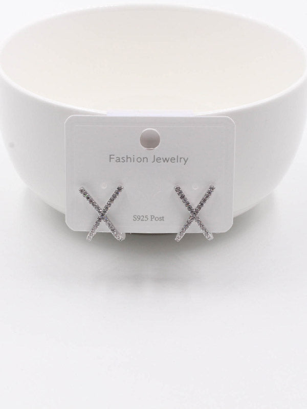 حلق شانيل زركون X حلق chaumet فضي