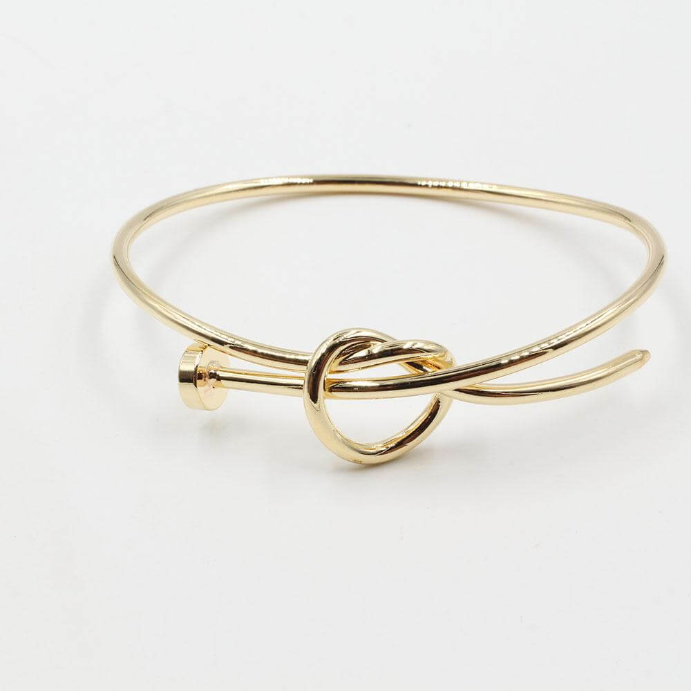 اسواره كارتير مسمار بانقل ثين اسواره متوفر 2 لون ذهبي