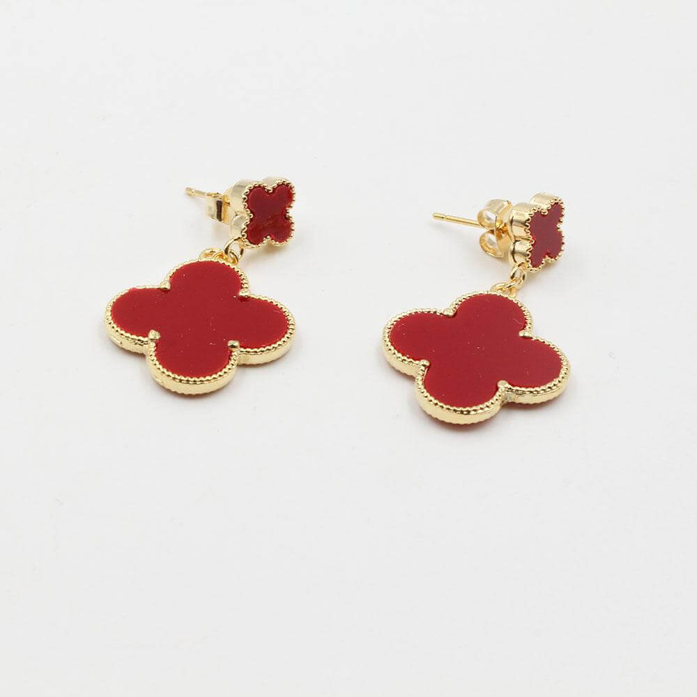 حلق فان كليف وسط وردتين حلق van cleef احمر ذهبي