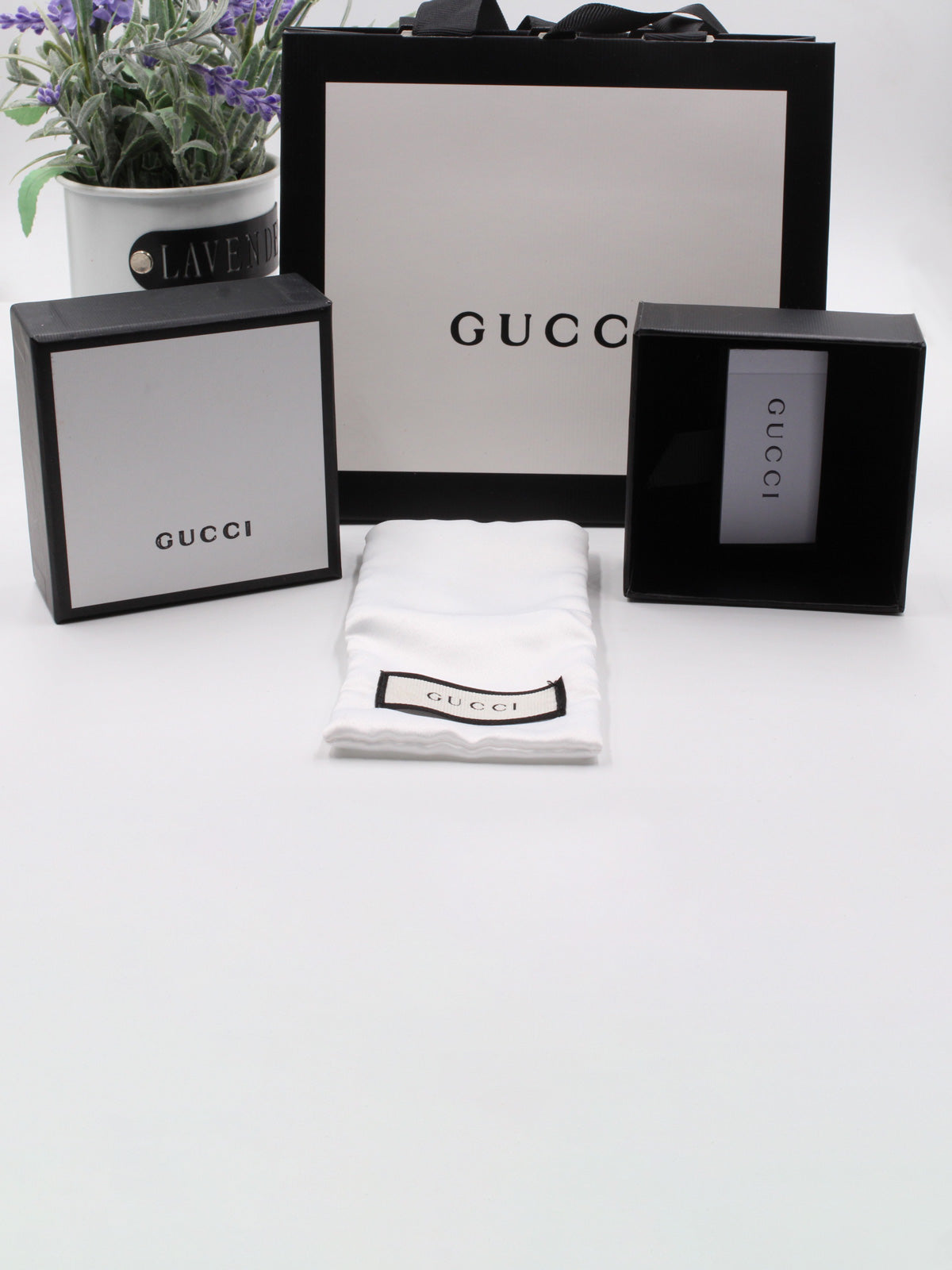 ملحقات قوتشي الاصلية 2 هدايا gucci