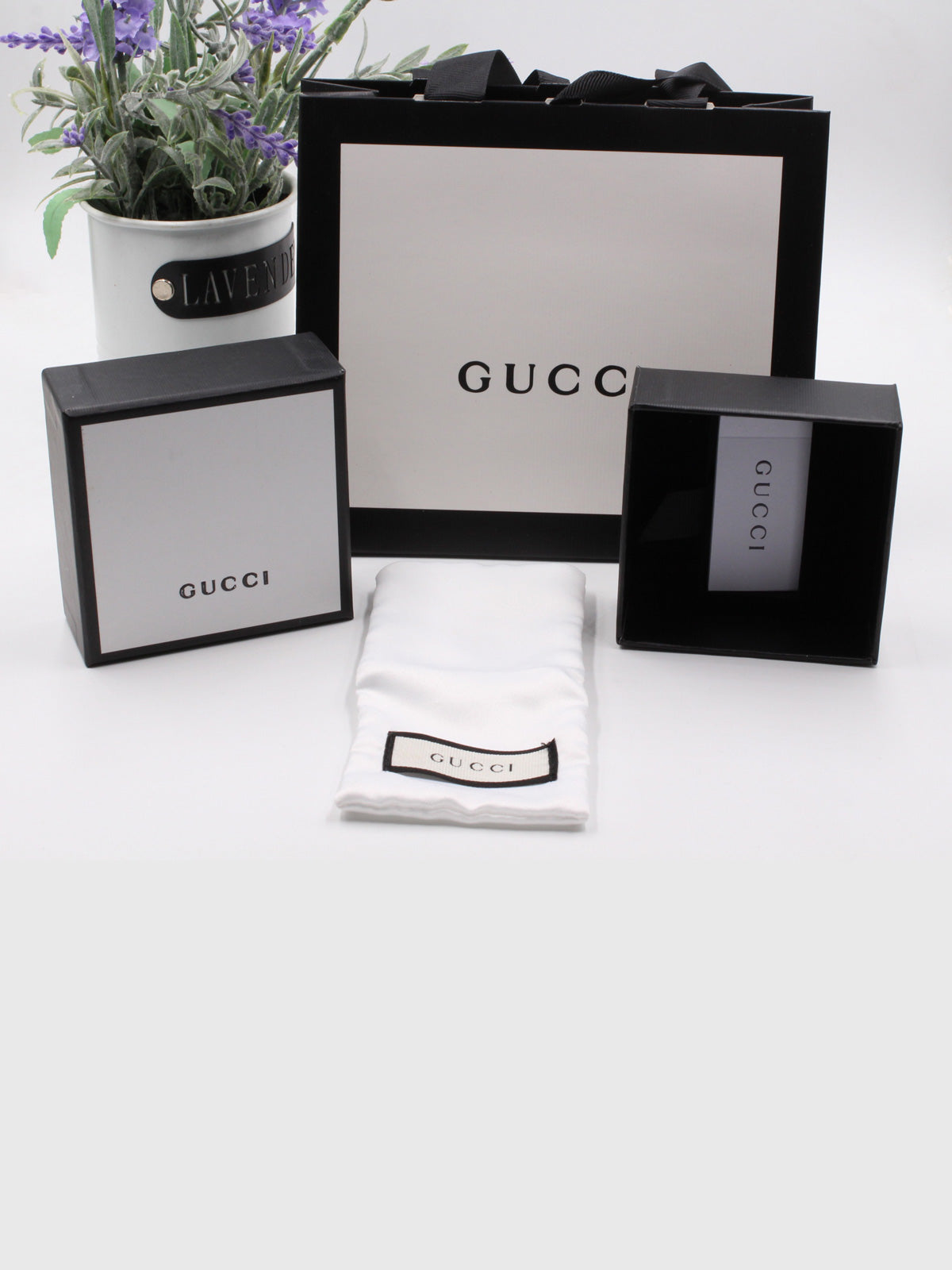 ملحقات قوتشي الاصلية 2 هدايا gucci