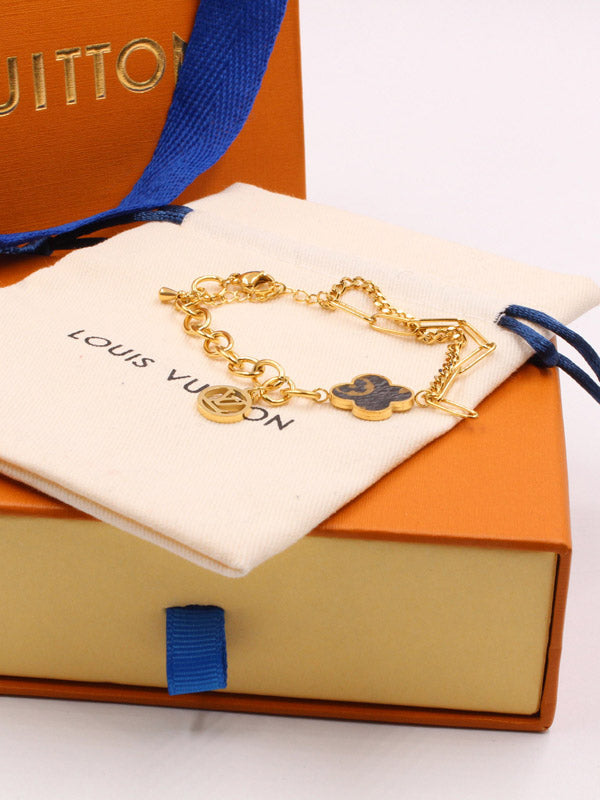 اسوارة لويس فيتون فلاور بني اسواره louis vuitton