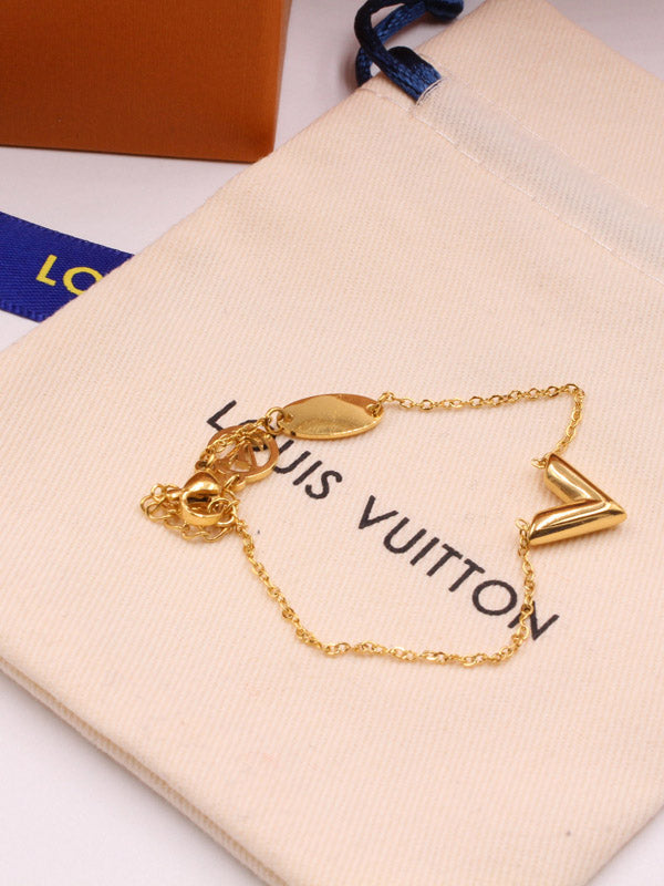 V اسواره لويس فيتون ناعم ذهبي اسواره louis vuitton
