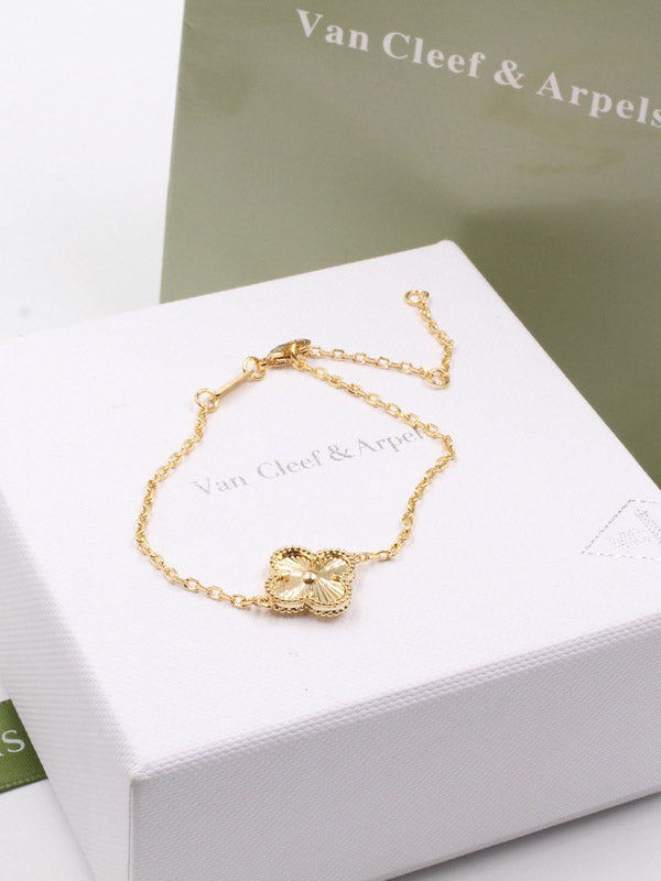اسوارة فان كليف وردة ذهبية اسواره van cleef