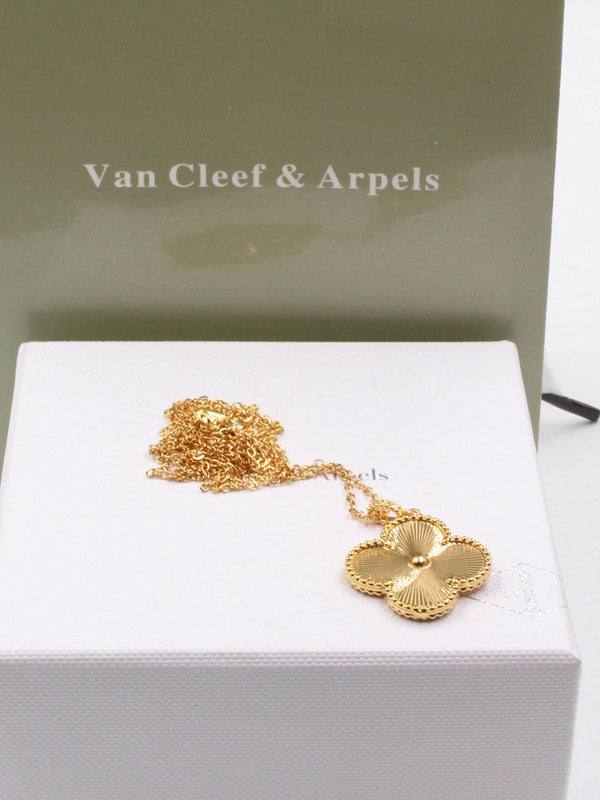 سلسال فان كليف طويل ذهبي سلسال van cleef