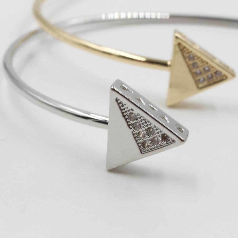 اسواره بانقل جيس GUESS اسواره متوفر 2 لون