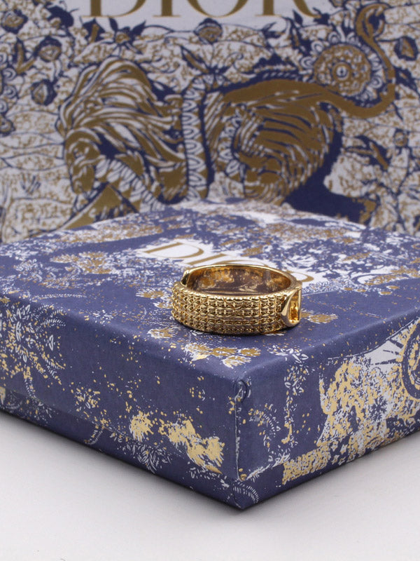 خاتم ديور سي دي ذهبي خواتم dior ذهبي