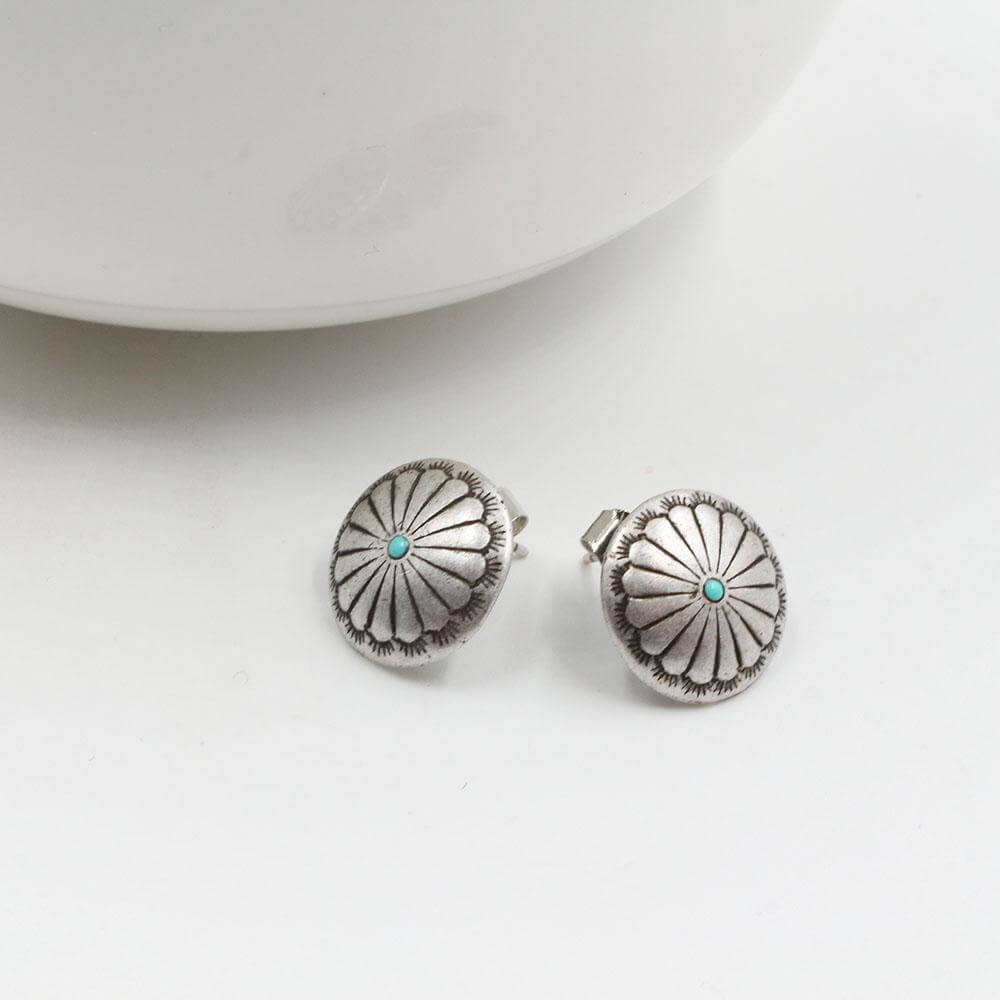 حلق كوري انتيك صغير حلق متوفر 1 لون فضي