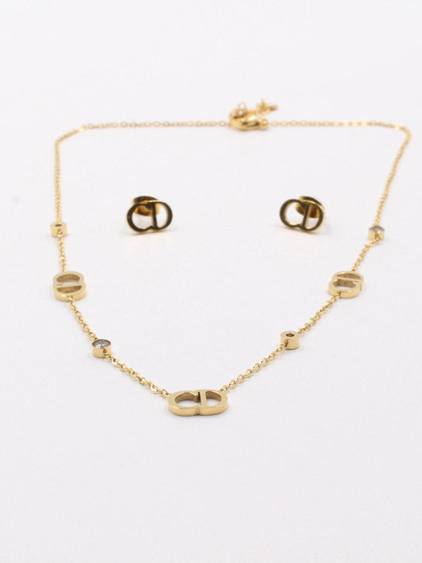 طقم ديور ذهبي ناعم اطقم dior ذهبي