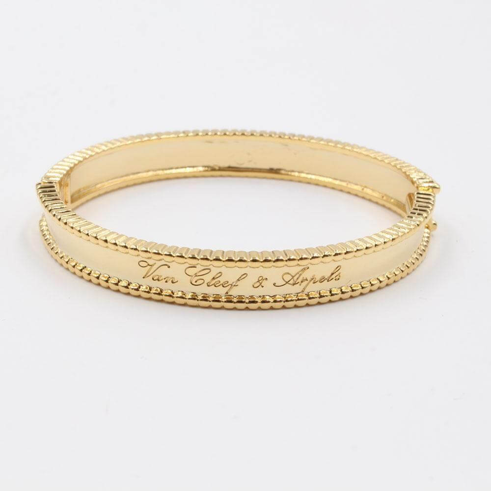 اسواره فان كليف اند اربلز اسواره متوفر 3 لون ذهبي