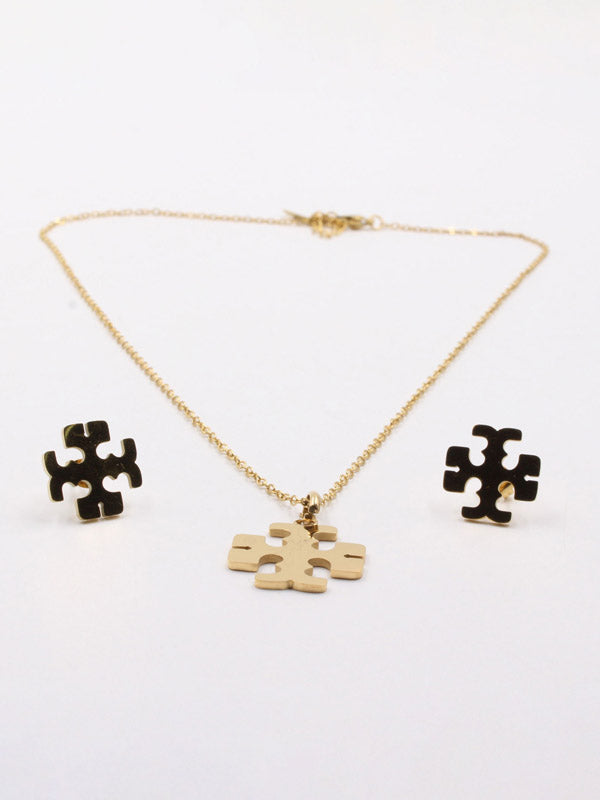 طقم توري بورش ذهبي بيق لوقو اطقم tory burch